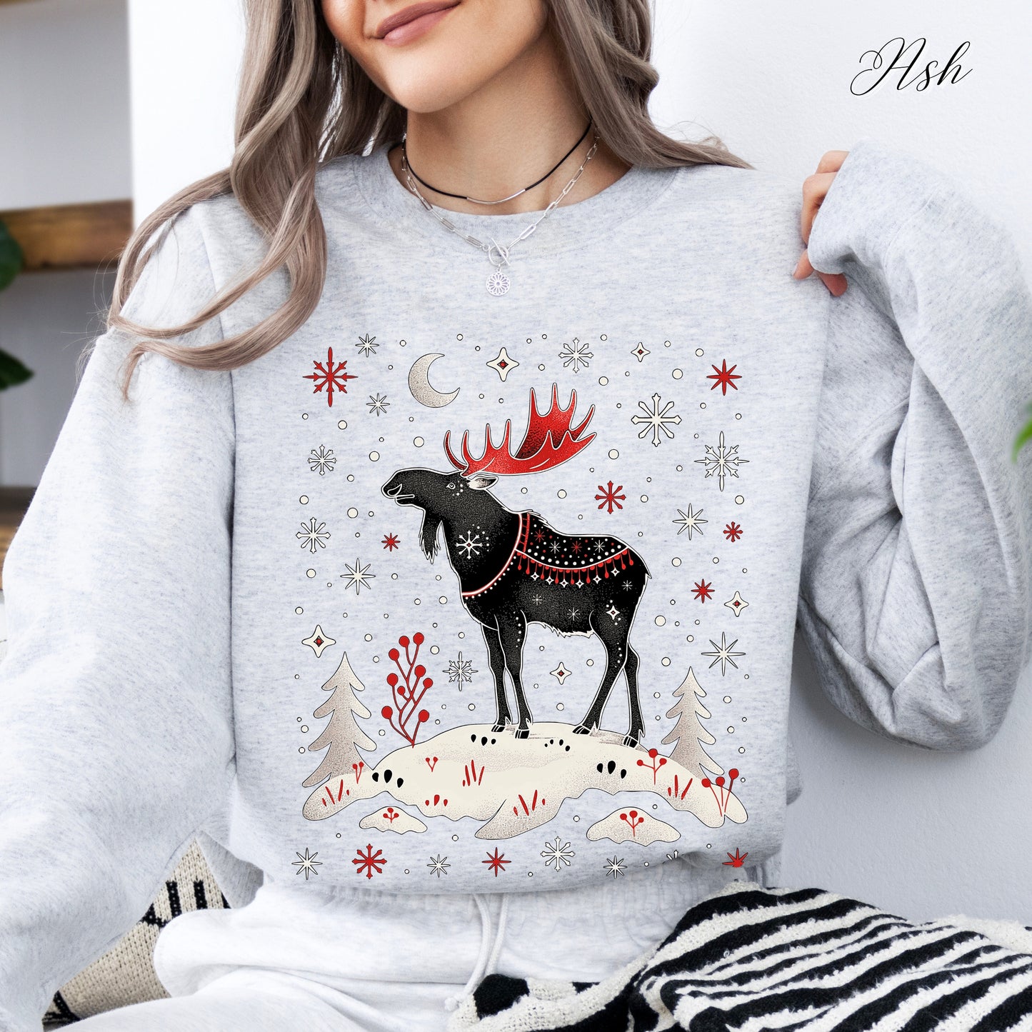 Festive Moose Christmas Sweatshirt - Arctic Animal Winter Sweatshirt