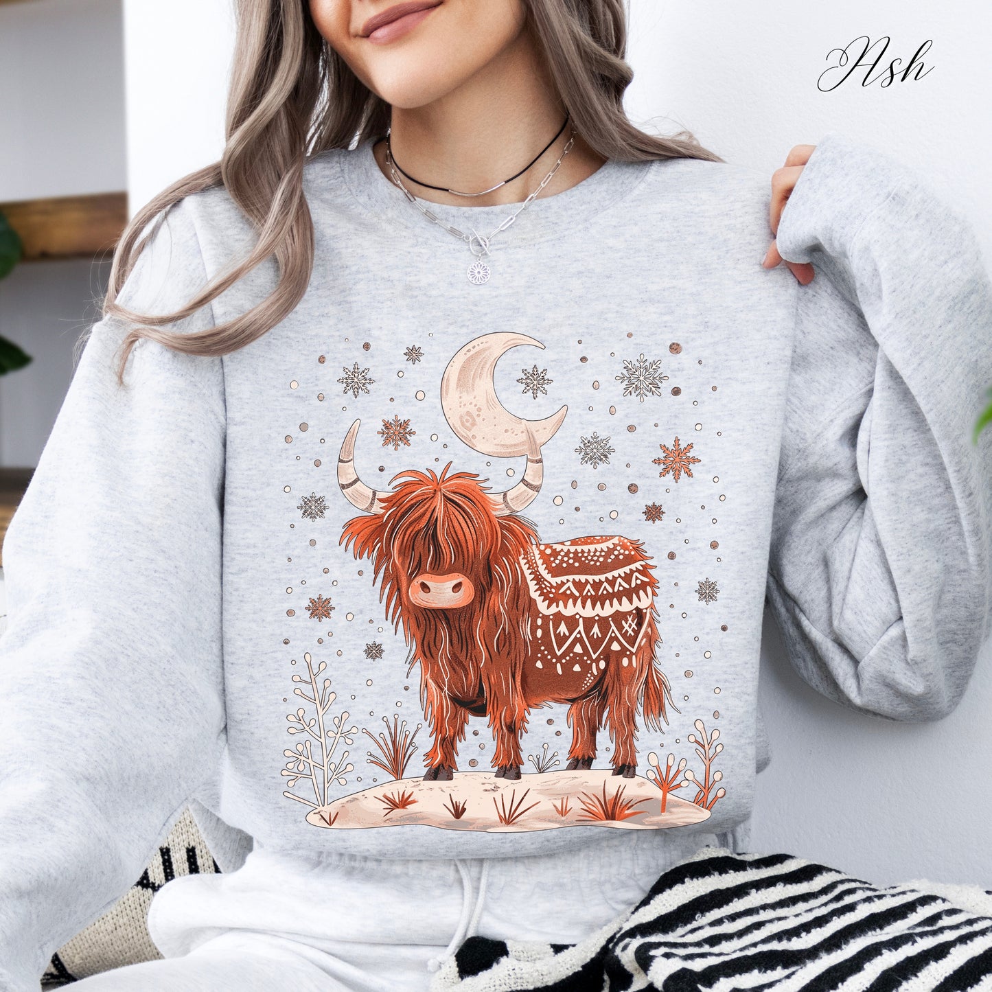 Highland Cow Christmas Sweatshirt - Moon Cow Sweatshirt - Boho Winter Jumper